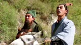 三国演义：同样是使节拜访，刘备直接派出关羽、赵云接送