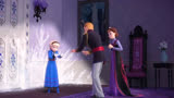 艾莎的魔法使她特别恐惧，不敢和父母接触《冰雪奇缘》