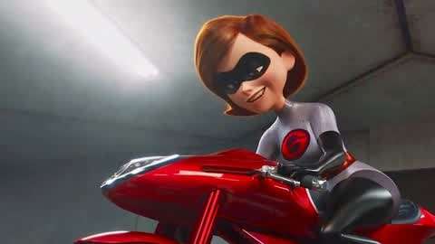 超人总动员2:弹力女超人骑摩托,这段真的太帅了!