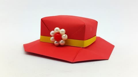 如何给女孩折一个纸帽子可爱的纸工艺品