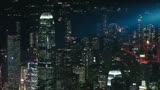 《摩天营救》巨石强森体验摩天大楼的高科技，犹如漫步在云端