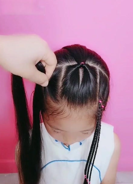 这个发型是姐姐学校六一儿童节老师指定的发型,你们觉得好看吗?