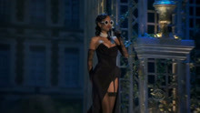 2012年维密最霸气的一场秀，蕾哈娜当主唱，风头压过模特