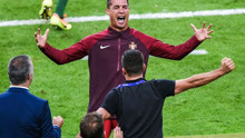 C罗名场面，2016年欧洲杯，强送葡萄牙登上冠军宝座