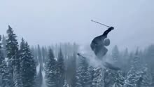 别把青春困在遗憾里 你我永远潇洒自由#滑雪 #极限运动