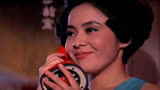 邵氏1970年的歌舞片，剧情被后来的《新警察故事》