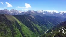 [图]航拍四川西部的高原雪山风景，雄伟壮观，这样的美景谁能不爱？