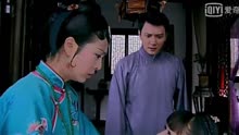 冯绍峰竟然挡着赵丽颖的面抱着安以轩
