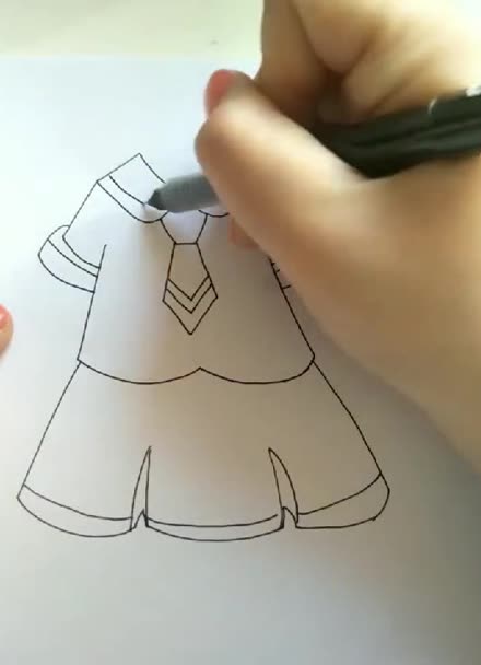 水手服简笔画