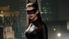 《蝙蝠侠-黑暗骑士崛起》猫女大战蝙蝠侠。