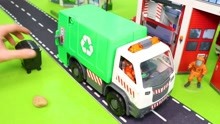 城市环保垃圾车玩具玩法