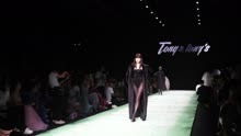 Tony＆tonys2024秋冬系列时装秀歌颂女性力量 阿朵李艾亮相走秀