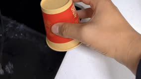 原来我们喝水的方式一直都是错的。 
