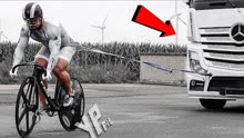 惊人的腿部力量和快速自行车拉重卡-腿霸RobertFrstemann