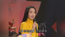 1995年央视春节联欢晚会--轻轻的告诉你--杨钰莹
