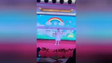 8岁李佳颖翻唱张韶涵的歌曲《阿刁》
