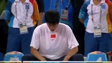 2004年雅典奥运会，飞人刘翔夺冠，中国骄傲，看完泪目