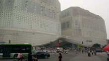 河南郑州大观国贸服装批发市场，50万平方米，服饰种类繁多又便宜