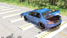 车祸模拟：汽车高速通过连续的尖峰带