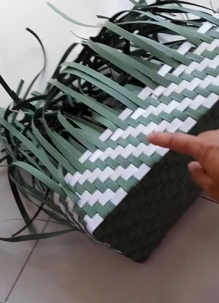 塑料条编筐的编织方法图片