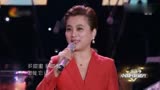 54岁李玲玉现场演唱《唐人街探案2》插曲《粉红色的回忆》太洗脑了