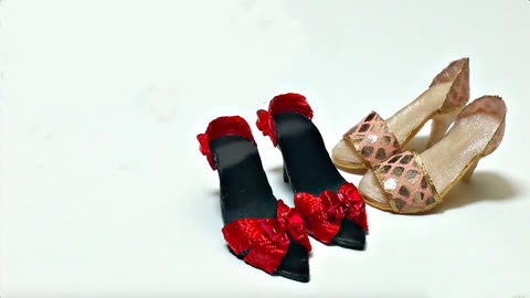 【迷你鞋子diy教程】给芭比娃娃做两双高跟凉鞋,太精致了!