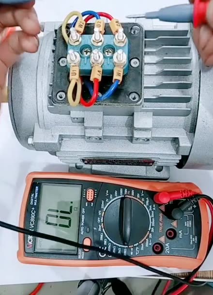 如何利用万用表测量380电机的好坏!