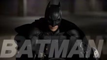 《蝙蝠侠：黑暗骑士崛起》“这个城市需要布鲁斯•韦恩。”