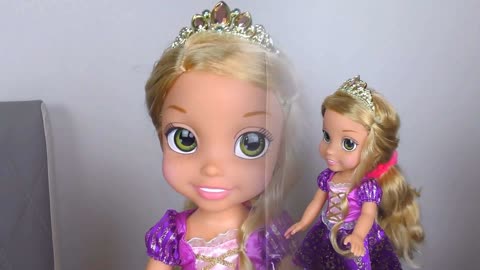 芭比娃娃玩具,真人小朋友仿妆变身芭比长发公主