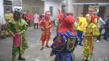 广东雷州松竹镇民俗傩舞，带着原始面具跳舞，见过吗