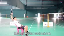 前国羽队员杨晨，羽球教学：鞭打发力流程，重拍、握力器、轻拍！