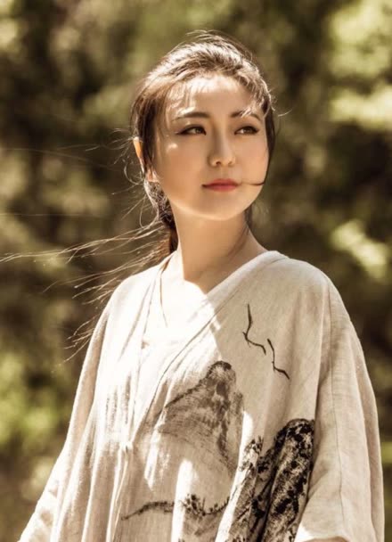 等到云歇雨住揽把稻香扶风看日出刘珂矣渡风