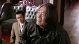 草根王：瘸老头深知男子城府，欲与军火商联手，竟骗得一把枪
