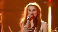 丹麦精灵歌手Emmelie de Forest演唱《Only Teardrops》现场版，