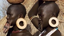 让人感到肉痛的非洲部落唇盘族，非洲唇盘族象征美丽？嘴唇最大族
