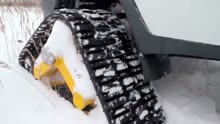 嘎斯（GAZ）电力抢险车辆配置Mattracks全地形履带轮粉雪路面行驶
