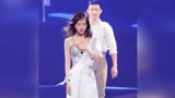 毛晓彤跳舞演绎《泰坦尼克号》网友：简直美爆了！