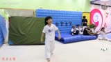 跆拳道：龙拳小子林秋楠vs Javon Walton-天才儿童训练时