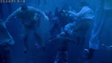 《交叉世界》1：海里竟然漂浮着400多具尸体？