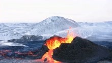 突发！世界最大活火山开始喷发