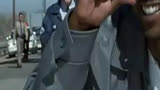 《笨贼妙探》02：这个小偷胆子太大了，把手伸到了警局#电影解说