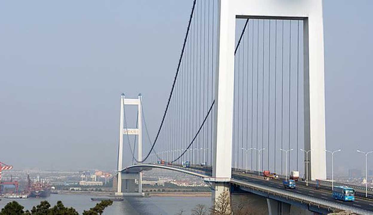 中国第一,世界第四大钢箱梁悬索桥,江阴长江大桥!