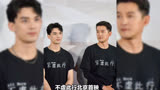 《不虚此行》北京首映，胡歌，吴磊同框为电影宣传