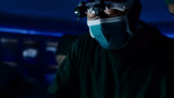 非凡医者：医生手术服为什么是蓝色，陈辉说出真相，网友：难怪