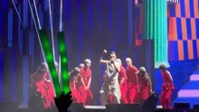 周柏豪长沙演唱会Live「摔角」，劲歌热舞嗨翻全场！