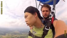 高空跳伞空中被吓晕是怎样体验？建议这种运动还是交给专业人士！ #高空跳伞 #惊险瞬间 #极限挑战 #作死系列
