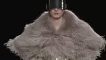 2012秋冬巴黎时装周_Alexander McQueen_法国时装秀高清视频_标清
