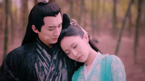 《天乩之白蛇传说》小青受伤斩荒相救