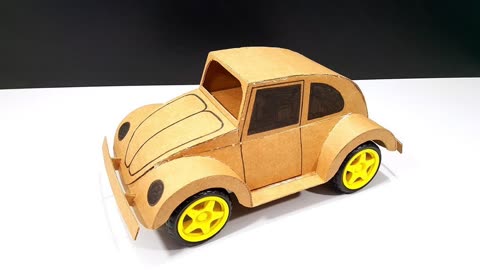 用纸板制作小汽车太有趣了回家给儿子也做一个