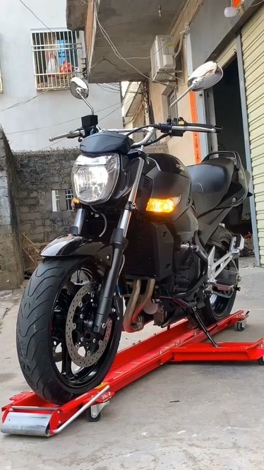 蕭玉車行2007年款鈴木gsr400小bk